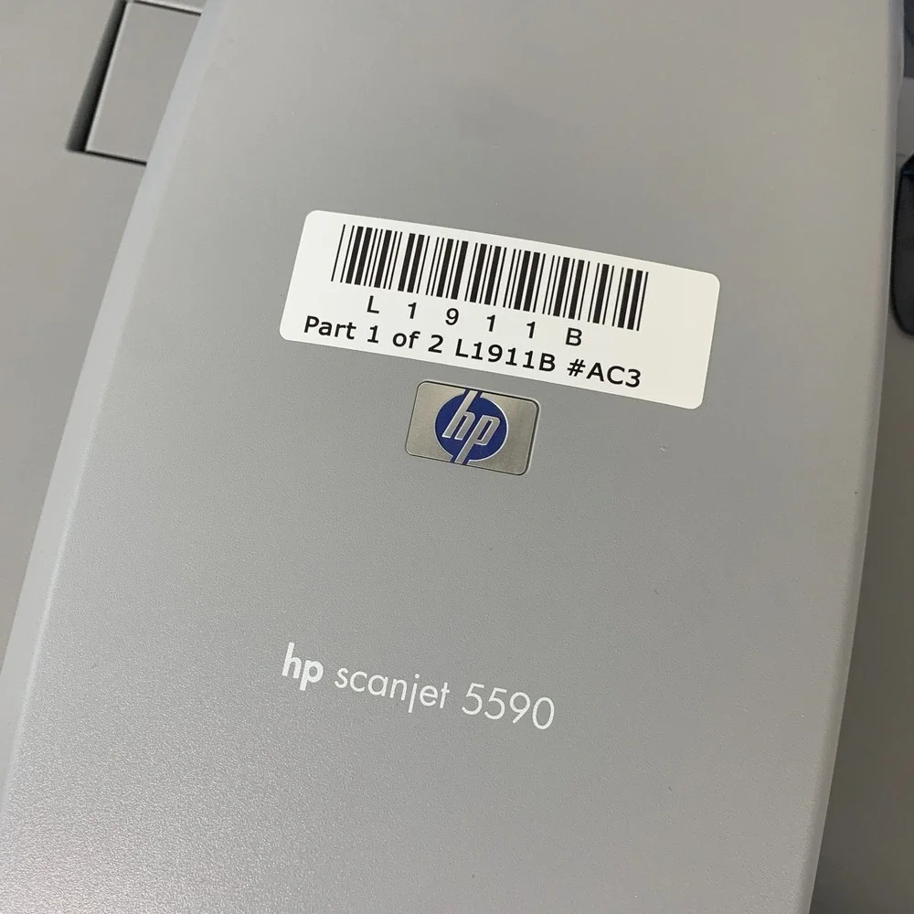 HP Hewlett Packard ScanJet 5590 Flatbed Scanner New‎